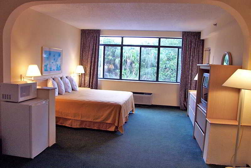 Quality Inn And Suites Golf Resort Golden Gate Room photo
