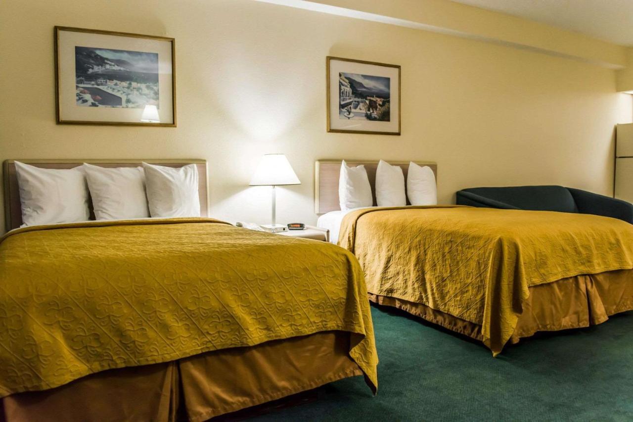 Quality Inn And Suites Golf Resort Golden Gate Exterior photo